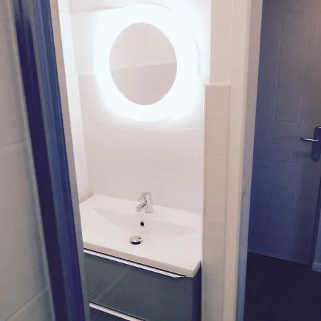 Les Pieds Dans L'eau *